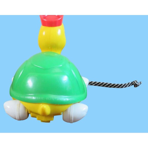Vintage 1980 Blue Box Pull-Along Turtle Toy with Red Sailor's Hat - Picture 3 of 5
